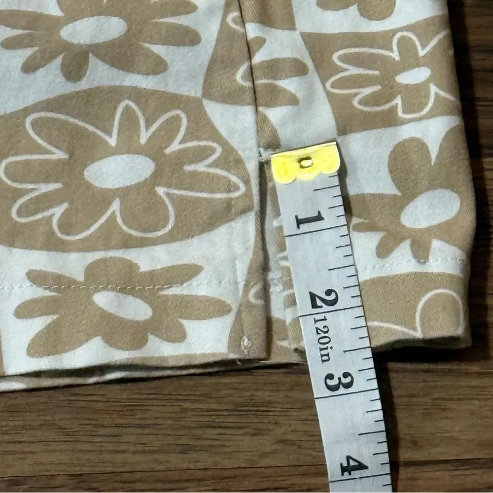 Love On A Hanger Retro Print Mini Skirt Beige White Size 1